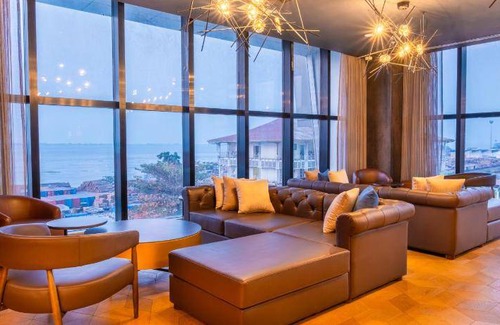 Gombe Hôtel | 126 m² Hôtel ∙ 2 chambres ∙ 127 personnes
