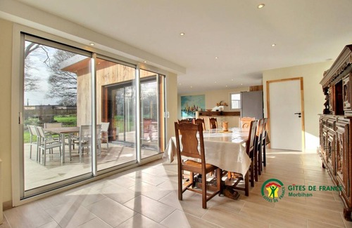 Plumelec Maison | 127 m² Gîte ∙ 3 chambres ∙ 6 personnes