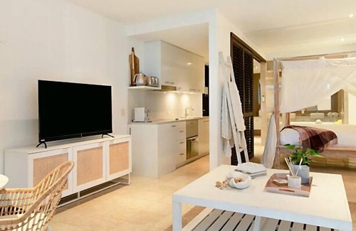 Casuarina Appartement | 128 Santai Resort – Stylish Couples Retreat