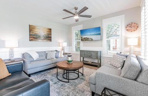 Laurel Grove Maison | 1283 Laurel Grove