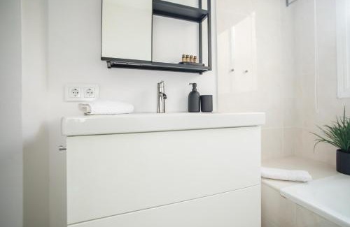 Hostafrancs Appartement | 12CRC1038 - Big & Cozy 2bed Apartment in the city