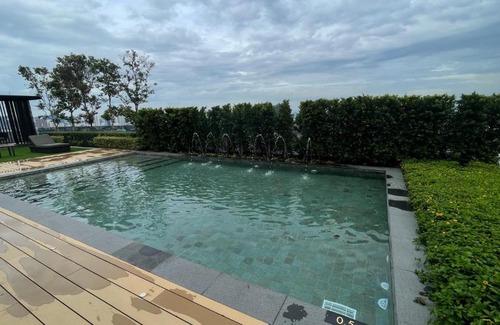 George Town Appartement | 13 Beacon Executive Suites #RoofTopPool #LuxurySuites