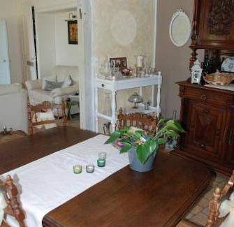 Fougeres-sur-Bievre Lit Et Petit-Déjeuner | 13 m² Chambre d'hôtes ∙ 2 personnes