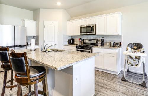 Zachary Maison | 13 Mi to Baton Rouge Family-Friendly Home