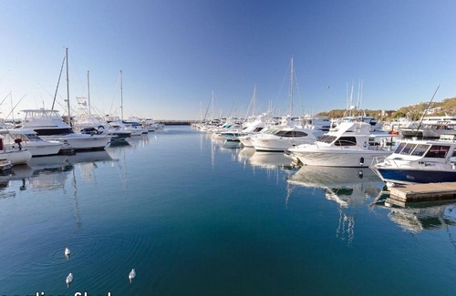 Nelson Bay Appartement | 13 'The Poplars' 34 Magnus Street - ground floor unit and pool in complex