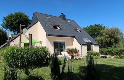 Tredrez-Locquemeau Autre | 130 m² Logement ∙ 4 chambres ∙ 8 personnes
