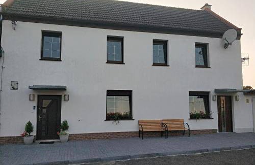 gmina Walce Lit Et Petit-Déjeuner | 130 m² Chambre d'hôtes ∙ 4 chambres ∙ 12 personnes