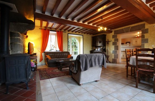 La Haye-Bellefond Maison | 130 m² Gîte ∙ 3 chambres ∙ 5 personnes