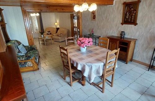 Eteignieres Maison | 130 m² Gîte ∙ 2 chambres ∙ 5 personnes