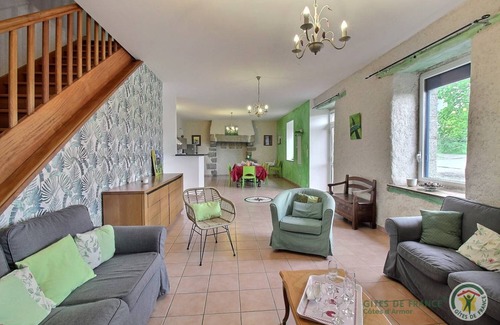 Pedernec Maison | 130 m² Gîte ∙ 4 chambres ∙ 8 personnes