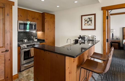Stowe Area Copropriété | #1310A | 2bdrm | Let It Snow | 3rd Floor Mountain and Spruce Peak Views