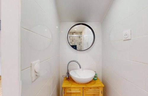 Angouleme Station Balnéaire | 132 m² Chambre privée ∙ 1 chambre ∙ 1 personne