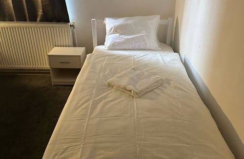 Penzing Station Balnéaire | 135 m² Chambre privée ∙ 1 chambre ∙ 1 personne