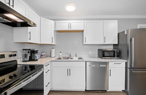 Summerlee Appartement | 13mins to NRG ⭑ HotTub ⭑ FirePit ⭑ GameRoom