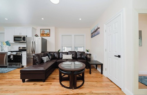 Milton Appartement | 14-1 3BR Milton - Cozy Stay near Quincy Center