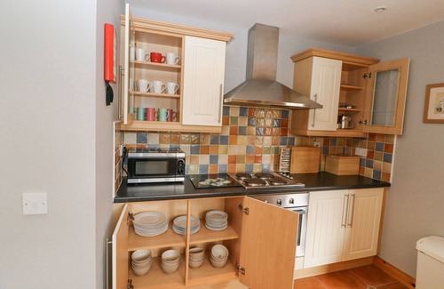 Sneem Cottage | 14 SNEEM LEISURE VILLAGE, pet friendly in Sneem, County Kerry