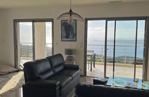 Cargese Appartement | 140 m² Appartement ∙ 4 chambres ∙ 8 personnes