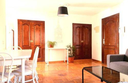 Province of Toledo Appartement | 140 m² Appartement ∙ 5 chambres ∙ 11 personnes
