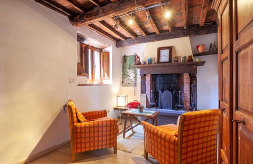 Pescaglia Maison | 140 m² Duplex ∙ 4 chambres ∙ 7 personnes