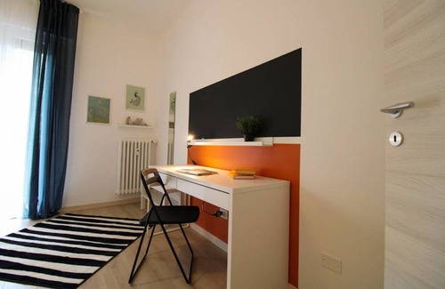 Mompiano Station Balnéaire | 140 m² Chambre privée ∙ 1 chambre ∙ 1 personne