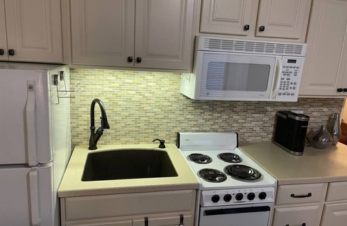 Mercersburg Maison | 14175 Northern Lights #3 | Studio next to the slopes!