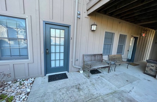 Mercersburg Maison | 14175 Northern Lights #3 | Studio next to the slopes!