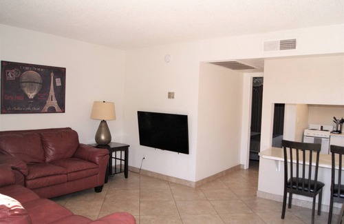 New Papago Parkway Appartement | Bons moments et Tan lignes! Privé 1 chambre avec Wifi gratuit!