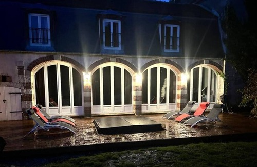 Bailleau-l'Eveque Maison | A 15' de CHARTRES (28) : Propriété historique, calme et jacuzzi.