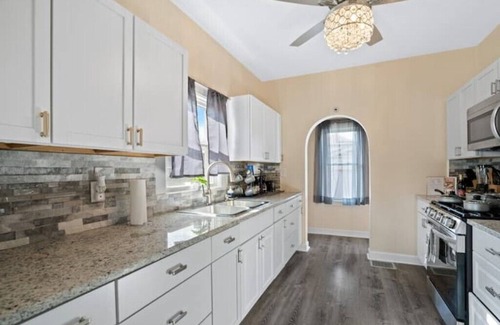 Gary Maison | 15 mins to beach/Renew+Relax/Clean/ Nat’l Park!/Theater/Game Room/Pet Friendly