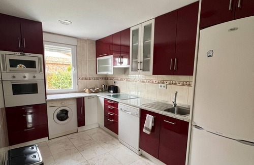 Colmenar de Oreja Villa | 15 minutes from Warner!!!! Ideal house for families with pool and fireplace
