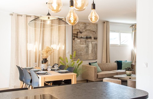 Etercy Maison | A 15 mn d'Annecy belle villa 4 CH jardin privé