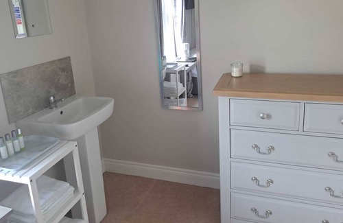 Coleraine Lit Et Petit-Déjeuner | 15 minutes from many attractions and places of beauty along the Antrim coast.