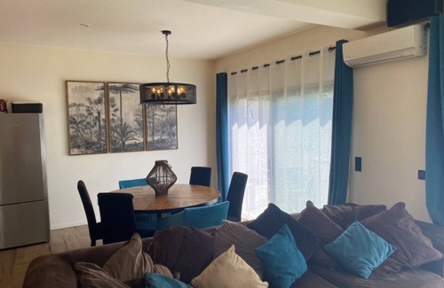 Noisiel Maison | 15 mn Paris et 15 mn Disney 3 mn JO Vaires 3 ch terrasse bbq baignoire jacuzzi