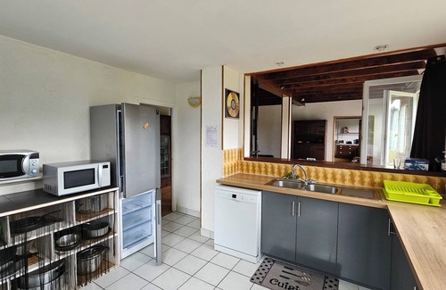 Eyrein Cottage | Gîte 15 pers. en Corrèze : 20 ha privés avec forêt, étang et rivière