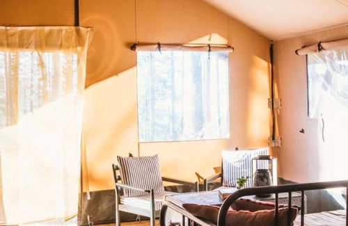 B Lit Et Petit-Déjeuner | 150 m² Chambre d'hôtes ∙ 3 chambres ∙ 10 personnes