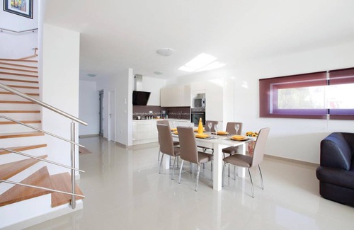 Rabac Maison | 150 m² Duplex ∙ 3 chambres ∙ 4 personnes