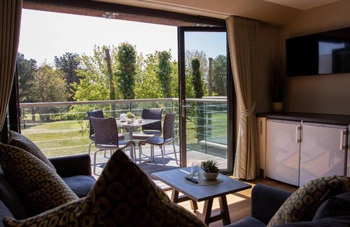 Ville des Quennevais Station Balnéaire | 150 m² Résidence de vacances ∙ 4 chambres ∙ 12 personnes