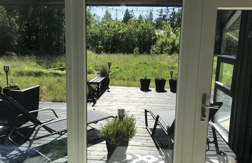 Bratten Strand Cottage | 150m to beach, Indoor Pool, Fireplace, Undisturbed Privacy, Private Cottage