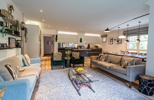 Arc-1950 Appartement | Arc 1950 Superbe 4 pièces rénové, tout en suite dans résidence de standing