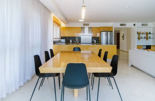 Herzliya Pituach Appartement | 157 m² Appartement ∙ 3 chambres ∙ 10 personnes