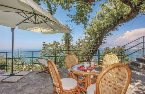Castellammare di Stabia Maison | 158 m² Duplex ∙ 4 chambres ∙ 10 personnes