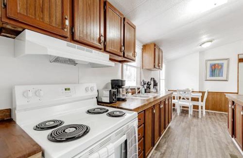 West Columbia Maison | 15mins to Downtown- Adorable on Taylor Both Units