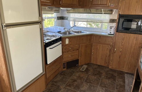 Stokes Bay Maison | #16 Comfy Camping with a waterview