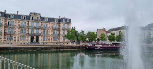 Verdun Auberge | 16 m² Auberge de jeunesse ∙ 4 personnes