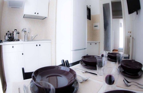 Zona Risorgimento Station Balnéaire | 160 m² Chambre privée ∙ 1 chambre ∙ 1 personne