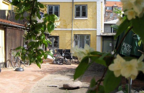 Aalborg Station Balnéaire | 160 m² Chambre privée ∙ 1 chambre ∙ 1 personne