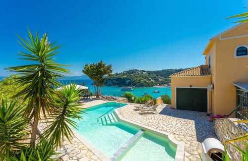Lakka Villa | 160 m² Villa ∙ 3 chambres ∙ 7 personnes