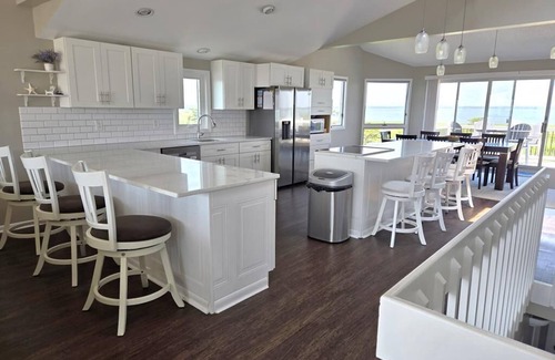 Dennisville Maison | 1604 Landis Avenue South