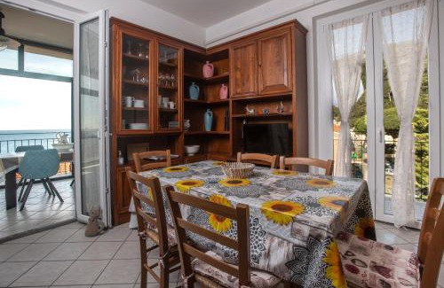Riva Trigoso Maison | 162 - La Veranda Sull'Acqua, Fronte e Vista Mare Riva Trigoso, POSTO AUTO PRIVATO