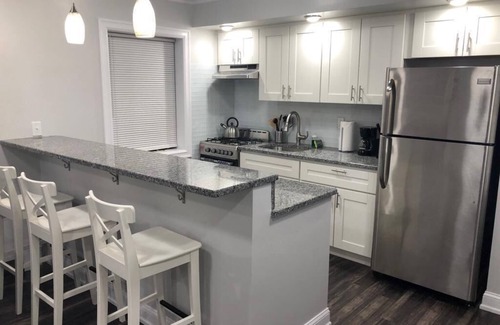 Industry Appartement | 1631 5F · Le Marino Gateaway à 20 minutes de New York / Parking Avail.